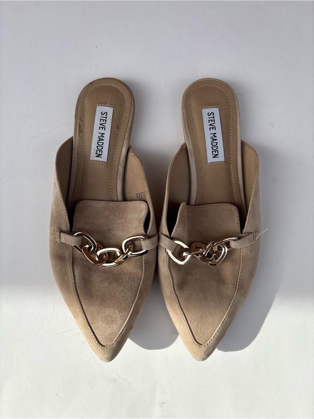 Steve Madden Beige Suede Slip-On Mules with Gold Chain Women Size 8